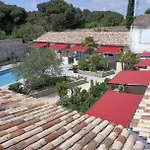 Del Re 3 Face A La Piscine Holiday home
