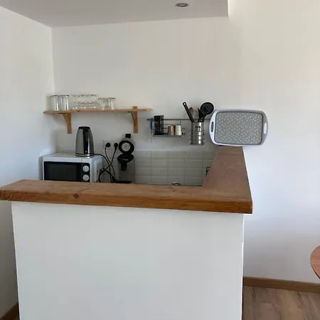 Del Re 3 Face A La Piscine *